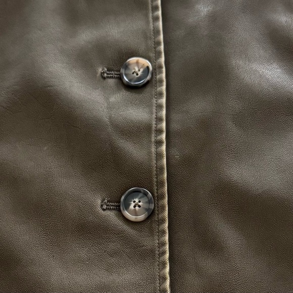 NWT BLANK NYC Washed Faux Leather Button-Down Miniskirt Size 28 - Picture 4 of 14